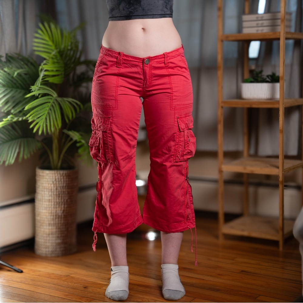 Red Twill Cargo Capris